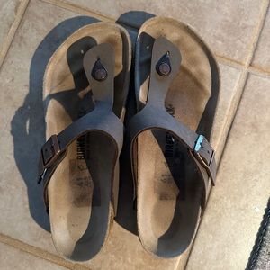 Birkenstock Gizeh Sandal Size 41